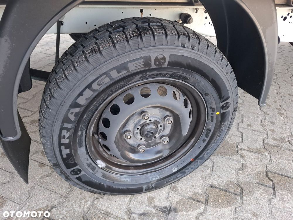 Ford TRANSIT TREND 350 L4 - 14