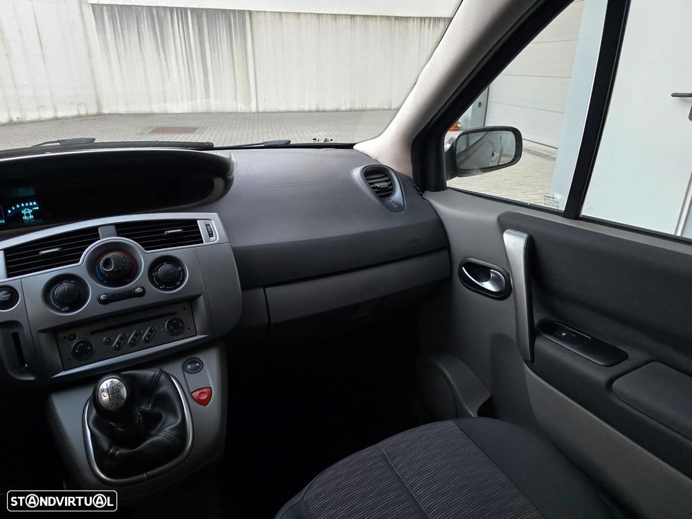 Renault Scénic 1.5 dCi Dynamique S - 39