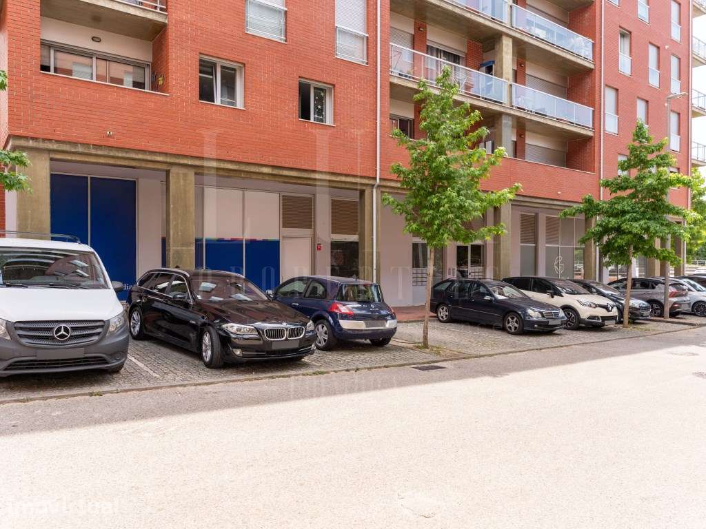 Estabelecimento comercial | Quinta da Portela, Coimbra - Grande imagem: 2/12