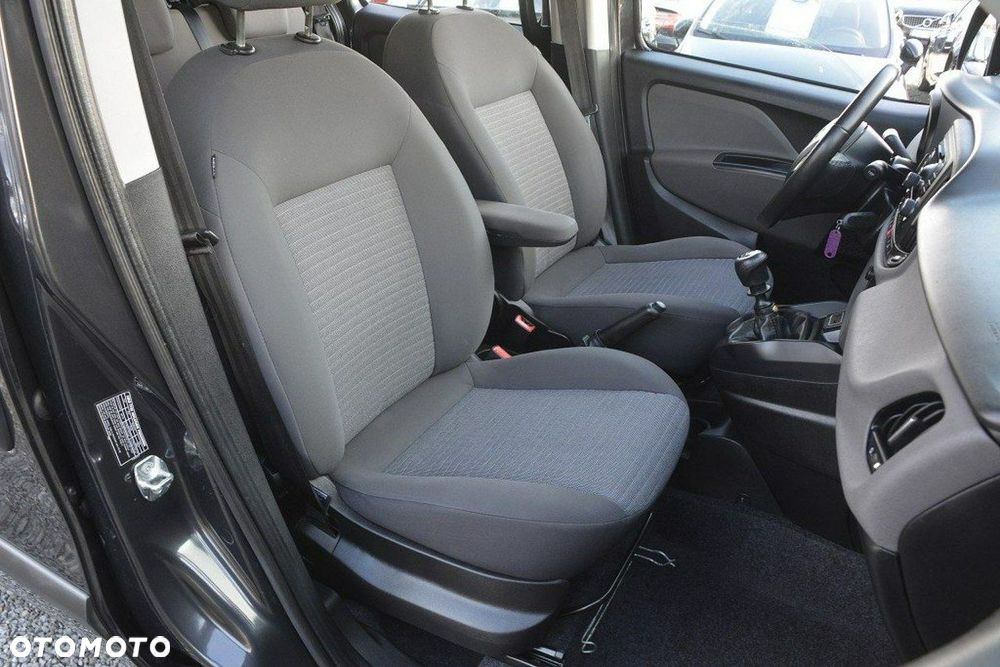 Fiat Doblo 1.6 16V Multijet Start&Stopp Lounge - 19