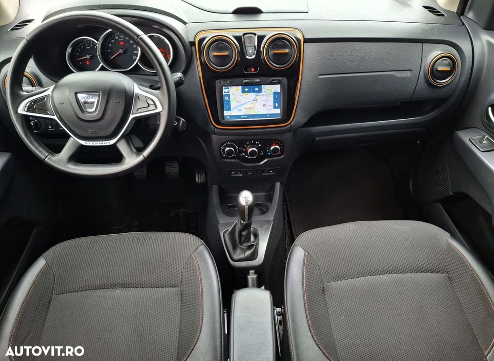 Dacia Lodgy TCe 115 Stepway - 7