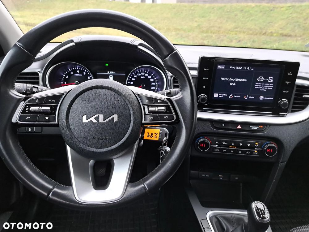 Kia Ceed 1.5 T-GDI M - 14