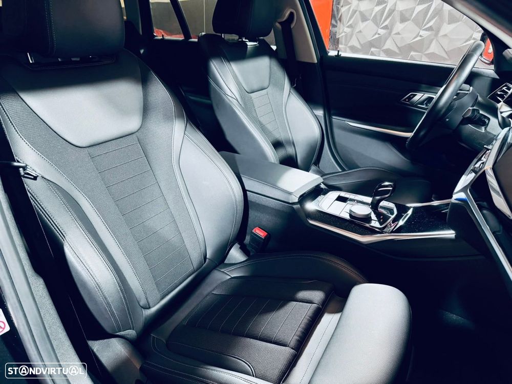 BMW 318 d Touring Line Sport Auto - 21