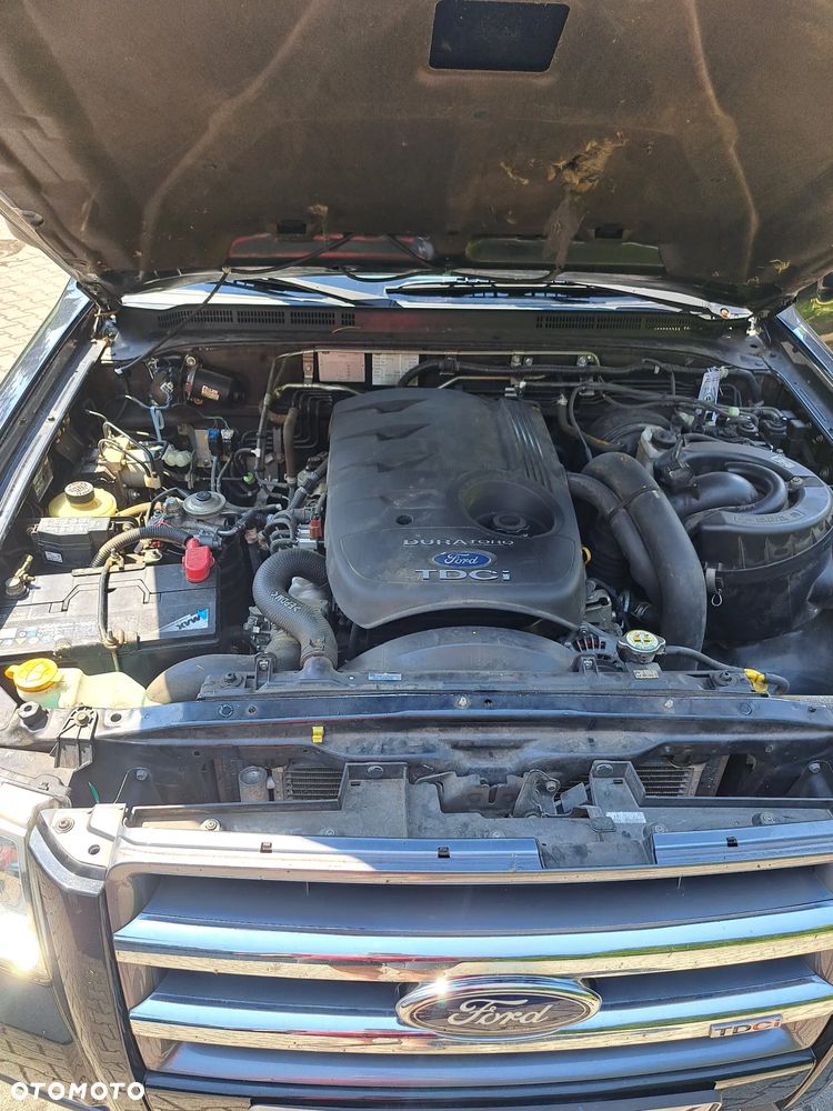 Ford Ranger 2.5 TDCi DC XLT - 6