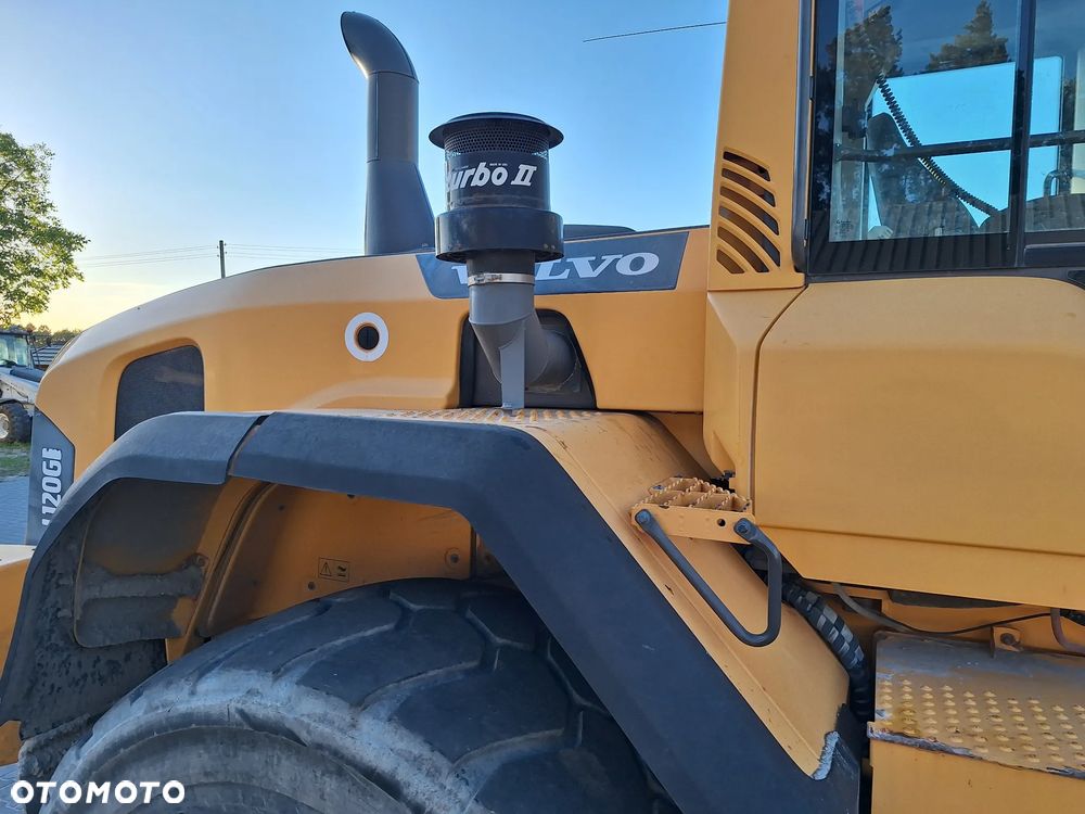 Volvo L120G - 6
