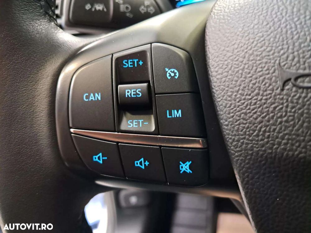 Ford Focus 1.5 EcoBlue Trend - 18