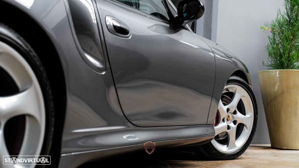 Porsche 911 (996) ver-carrera-coup--turbo - 13
