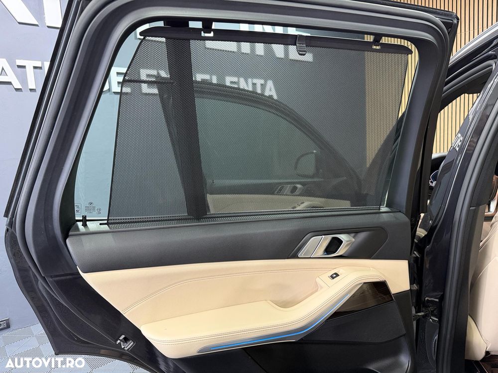 BMW X5 xDrive45e - 36