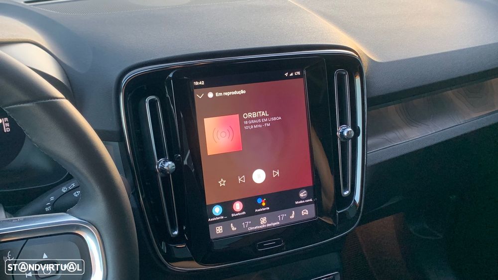 Volvo C40 Recharge 82 kWh Single M. Extended Range RWD Plus - 13