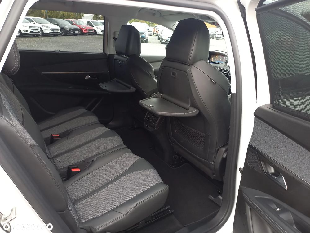 Peugeot 5008 BlueHDI 130 Allure Business-Paket - 22