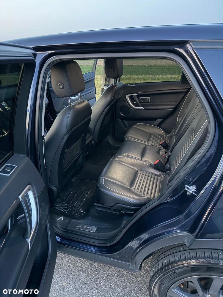 Land Rover Discovery Sport D150 R-Dynamic HSE - 35
