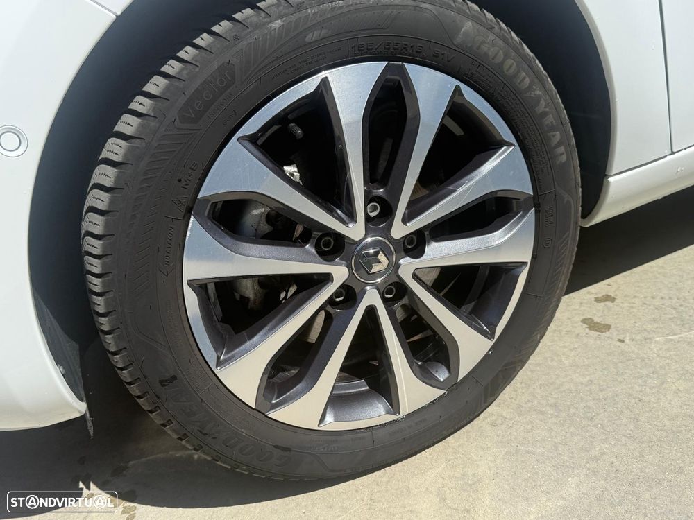 Renault Zoe - 15
