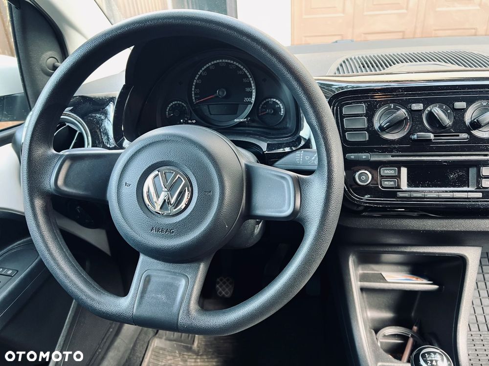 Volkswagen up! white - 8