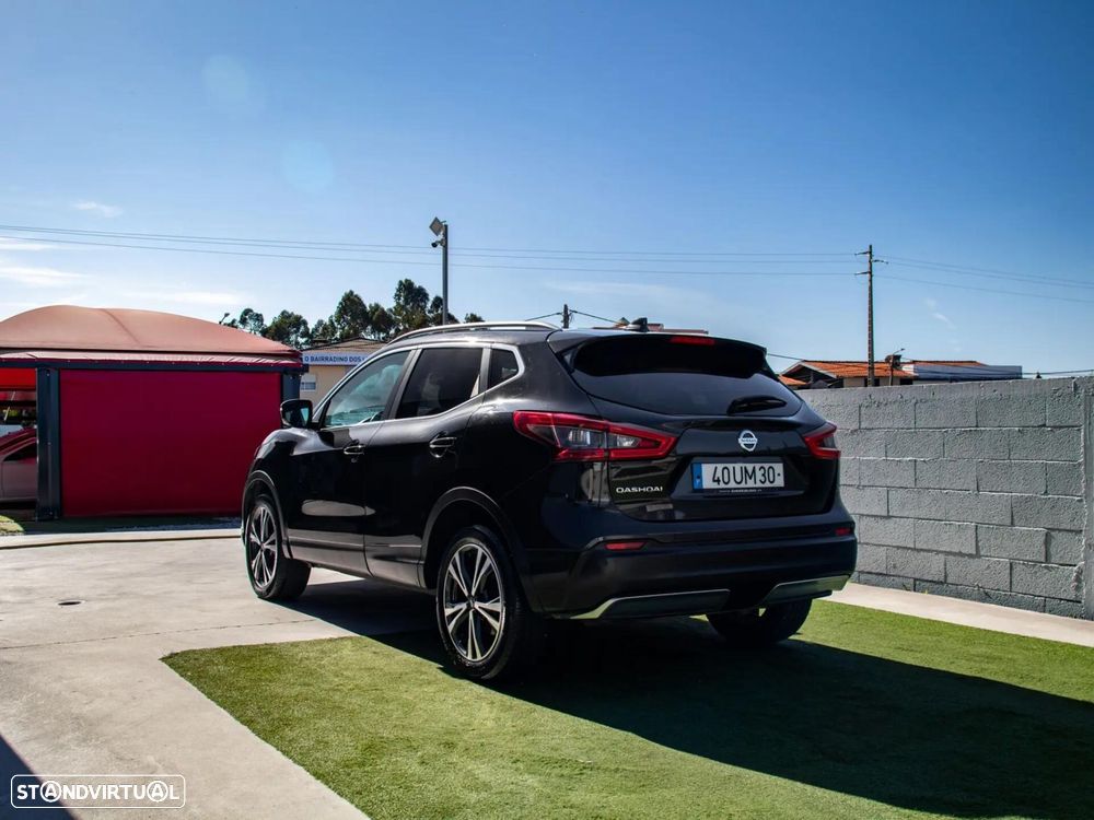 Nissan Qashqai 1.5 dCi N-Connecta 18 - 12