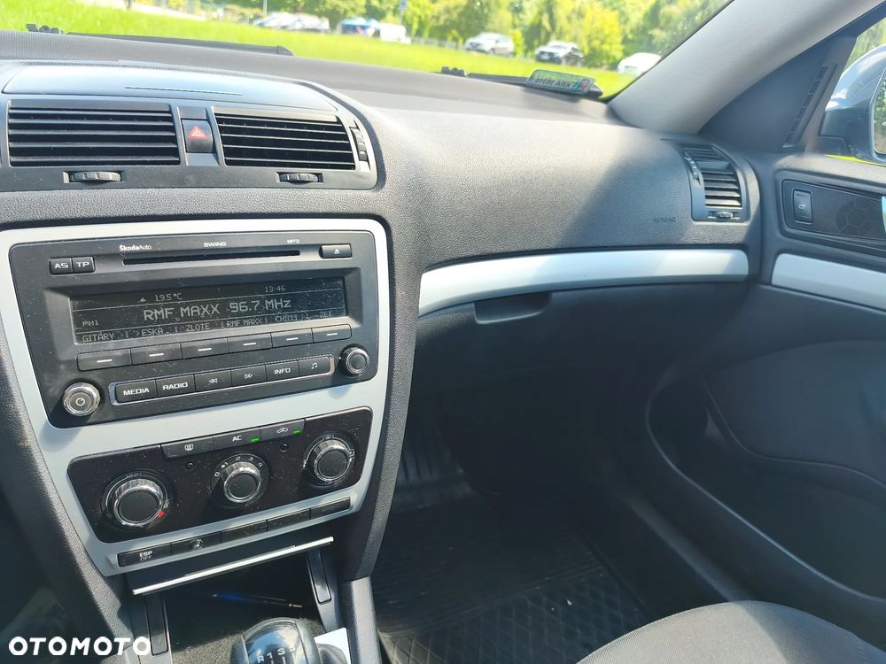Skoda Octavia 1.4 Ambiente - 8