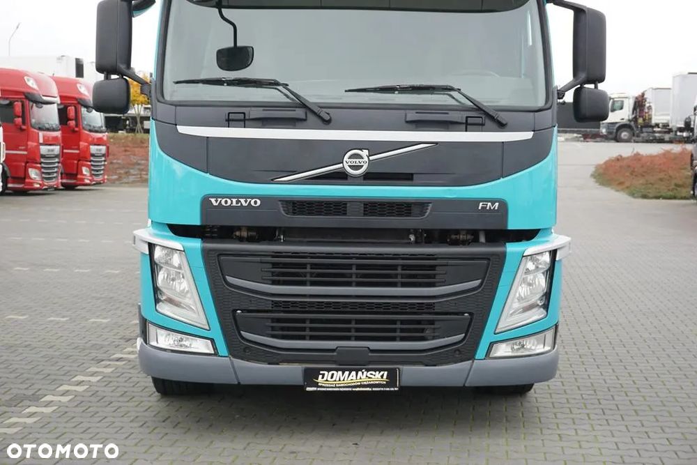 Volvo FM / 330 / E 6 / CHŁODNIA + WINDA / 23 PALETY / OŚ SKRĘTNA / DŁ 9,4 M - 21