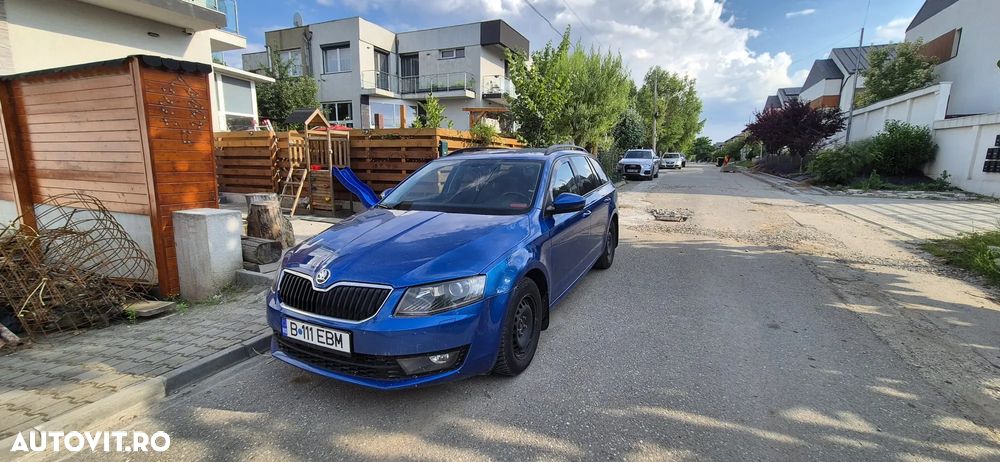 Skoda Octavia 1.6 TDI DSG Style - 1