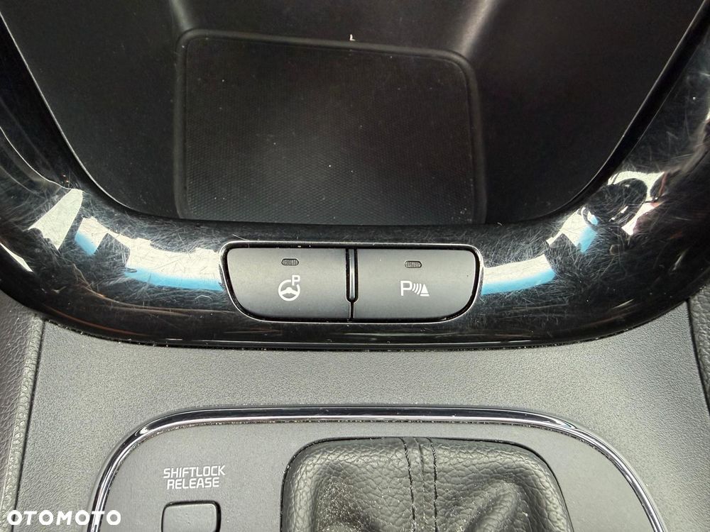 Kia Ceed 1.6 GDI DCT Spirit - 20