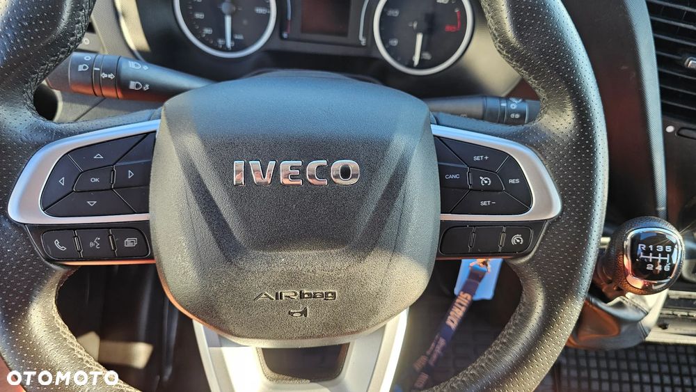 Iveco Daily 70C18 - 26