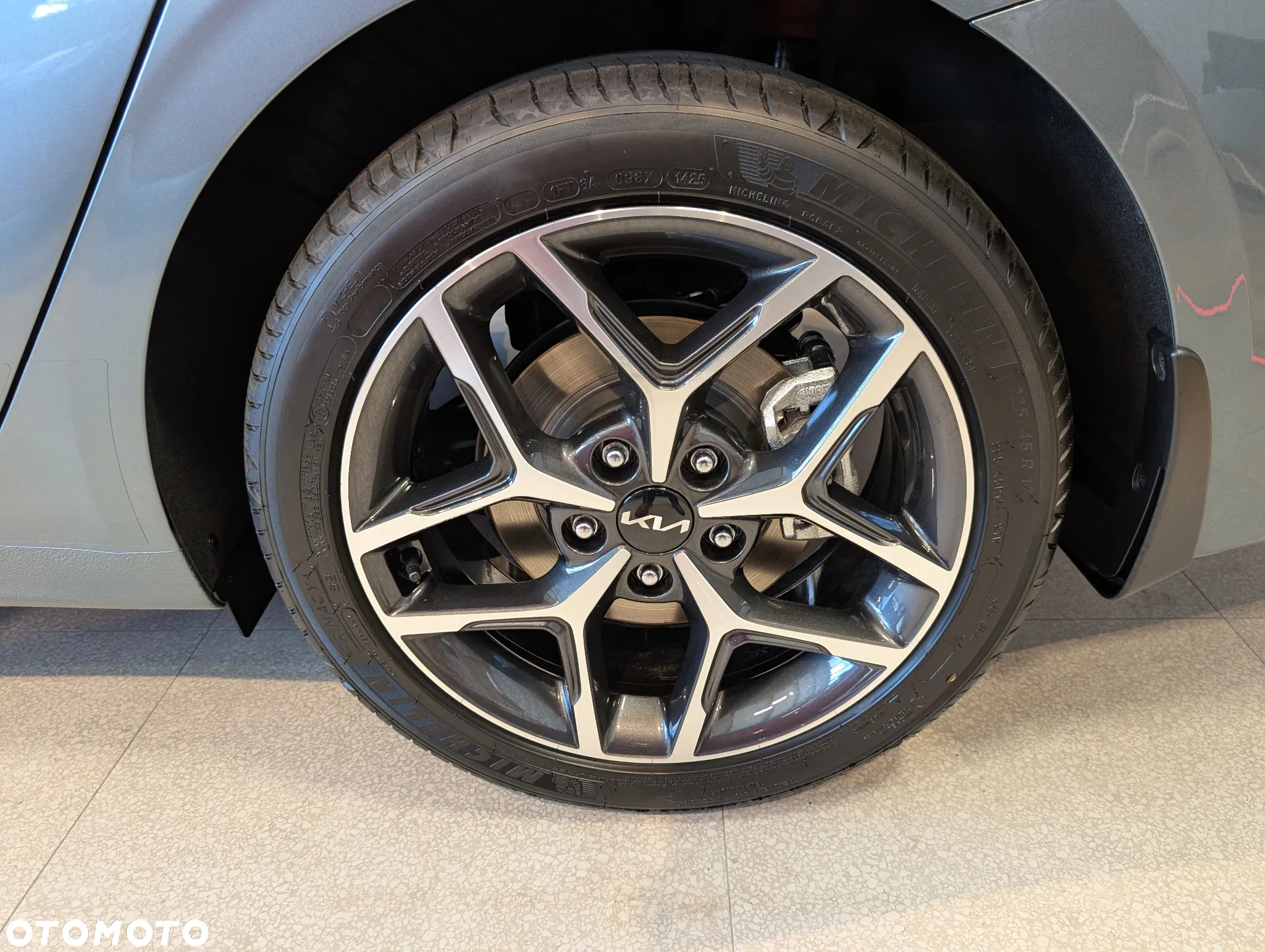 Kia Ceed 1.5 T-GDI Tribute - 23