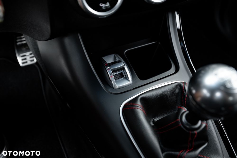 Alfa Romeo Giulietta 1750 TBi Quadrifoglio Verde - 31