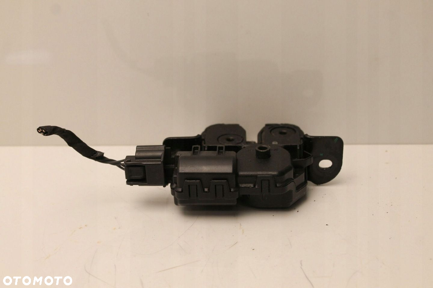 RENAULT MEGANE III KOMBI ZAMEK KLAPY BAGAŻNIKA TYŁ TYLNY 846307169R - 3