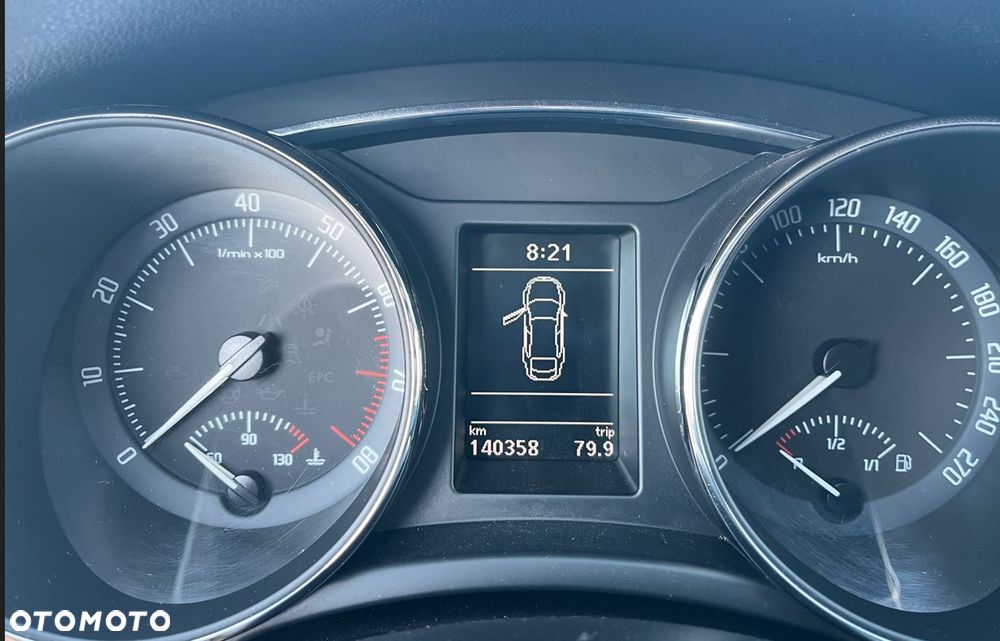 Skoda Superb 1.8 TSI Ambition - 14