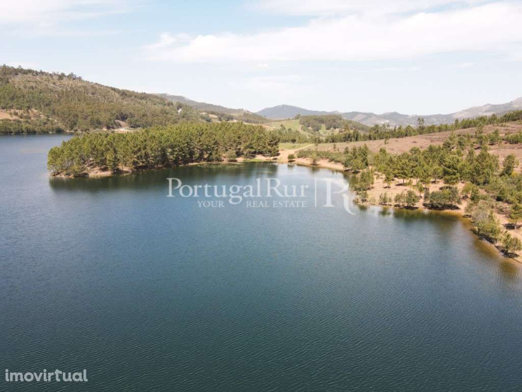 Herdade confinante com a barragem apta para Parque Campismo - Grande imagem: 3/22