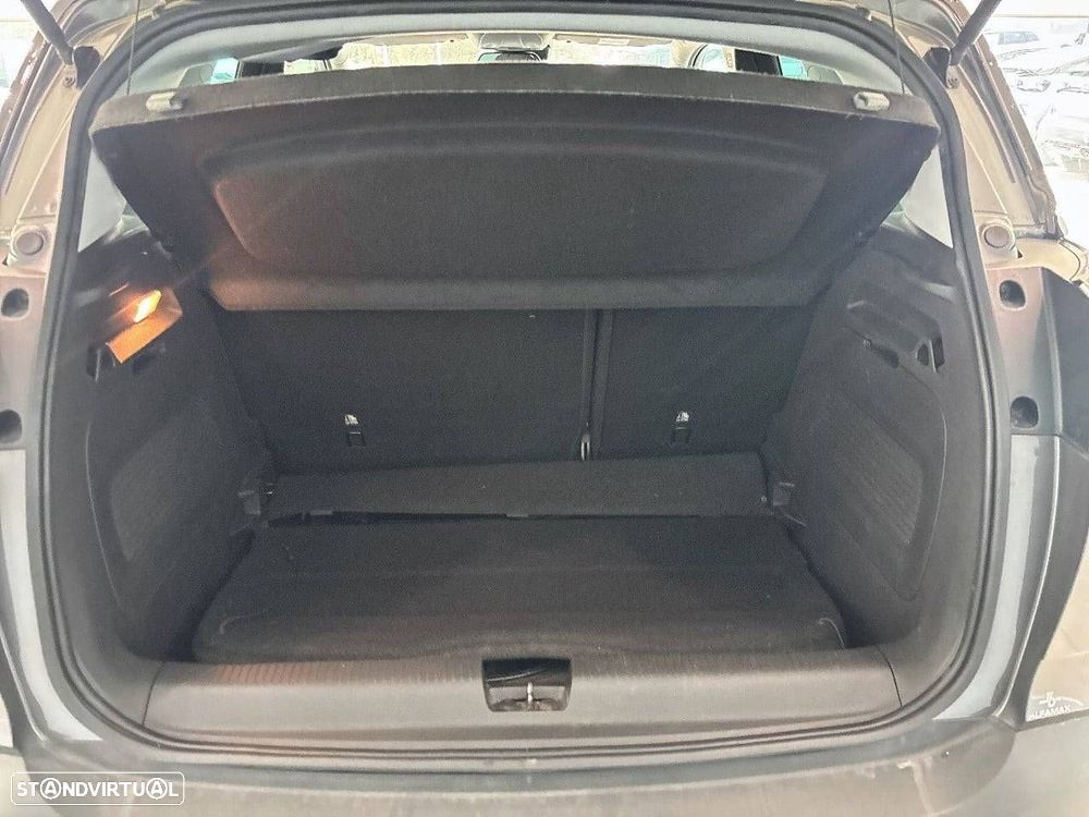 Opel Crossland X - 7