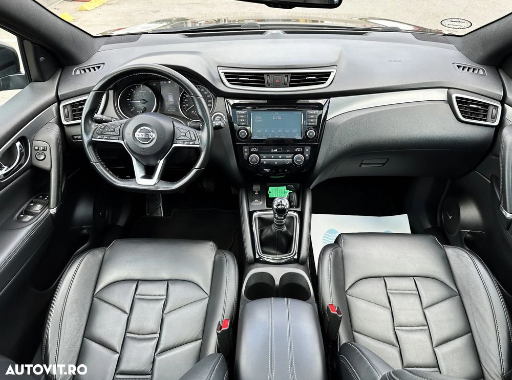Nissan Qashqai 1.5 DCI TEKNA+ - 6