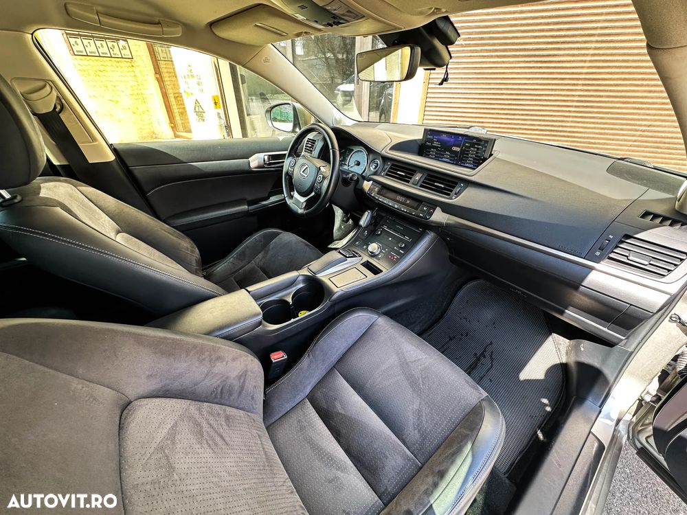 Lexus CT 200h Executive - 14