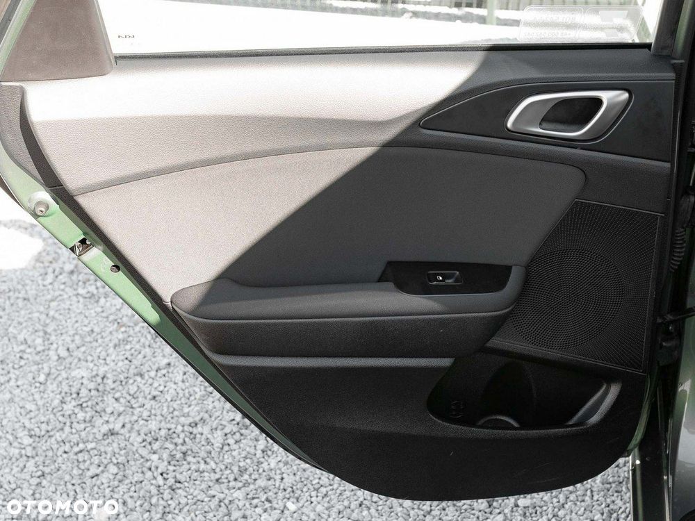 Kia Ceed 1.5 T-GDI M DCT - 23