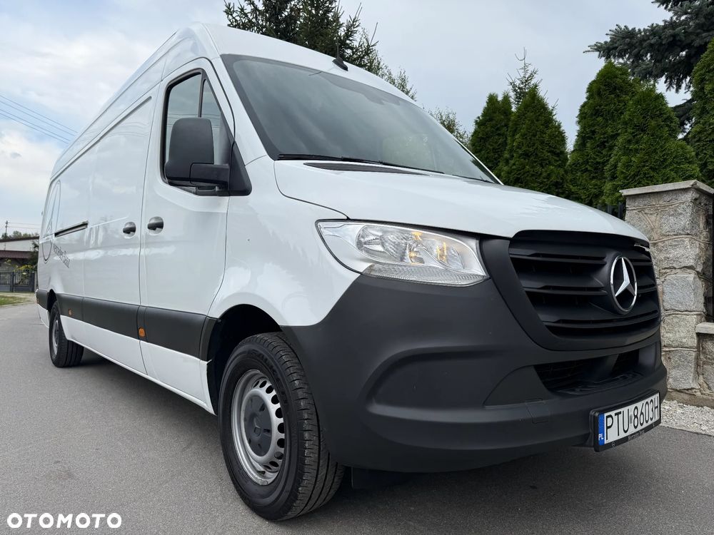 Mercedes-Benz SPRINTER - 11