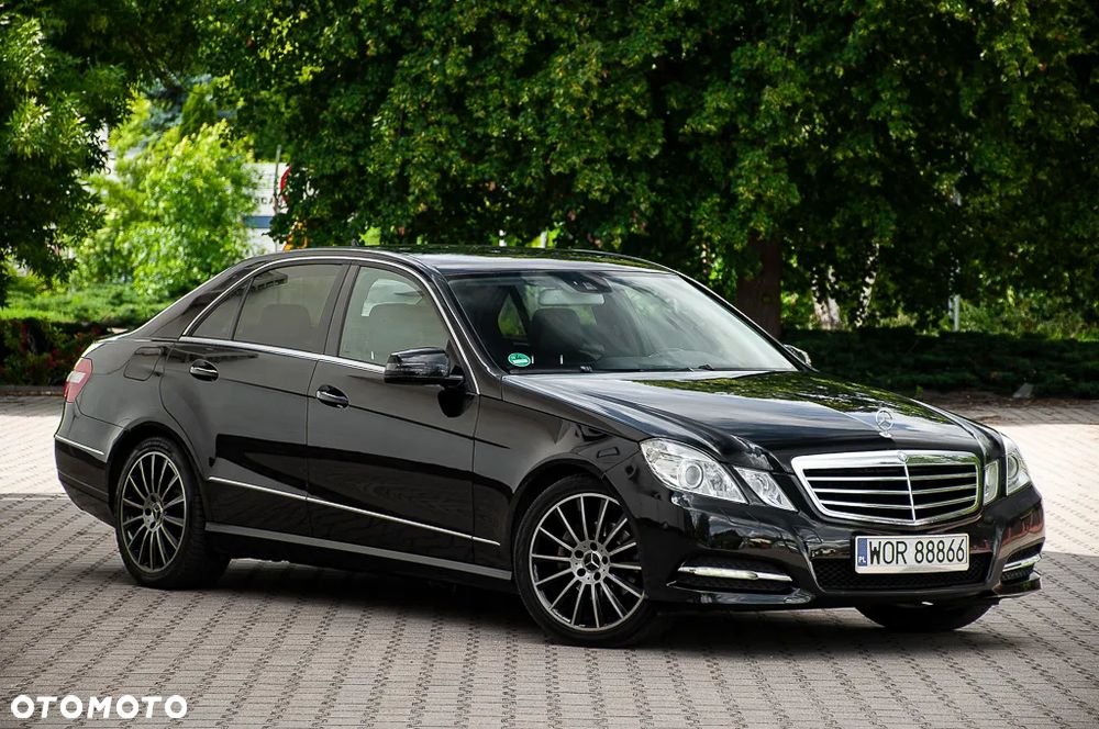 Mercedes-Benz Klasa E 220 BlueTEC 4Matic 7G-TRONIC Avantgarde - 19