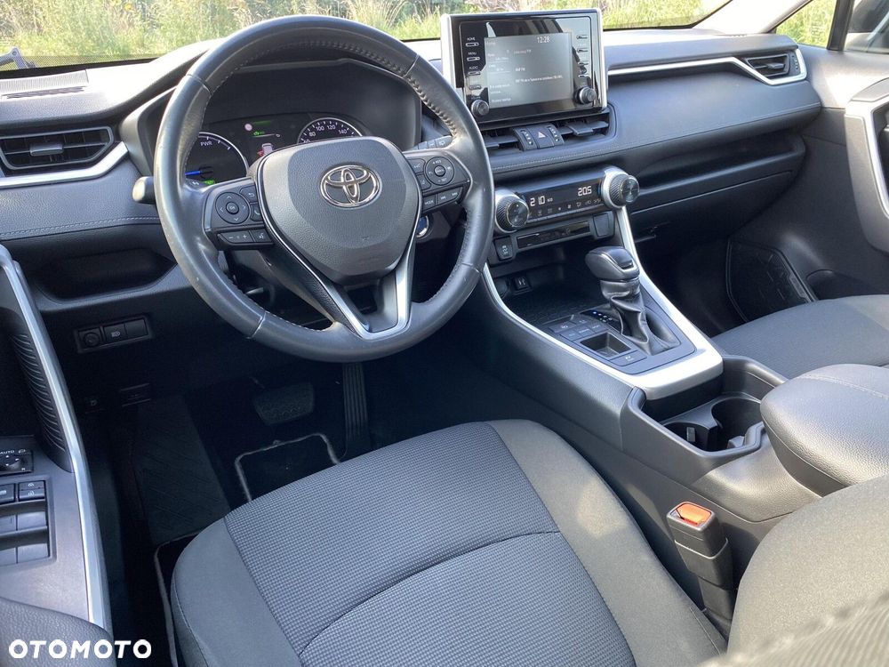 Toyota RAV4 - 13