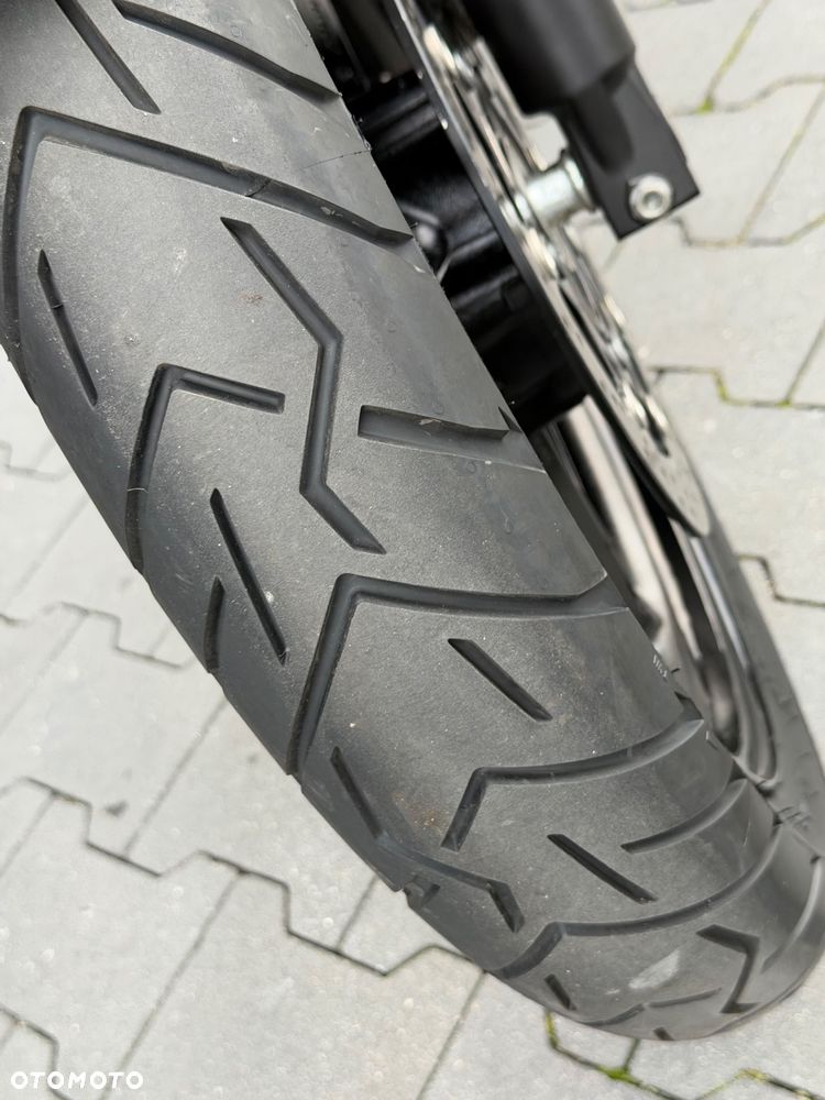 Suzuki V-STROM - 39