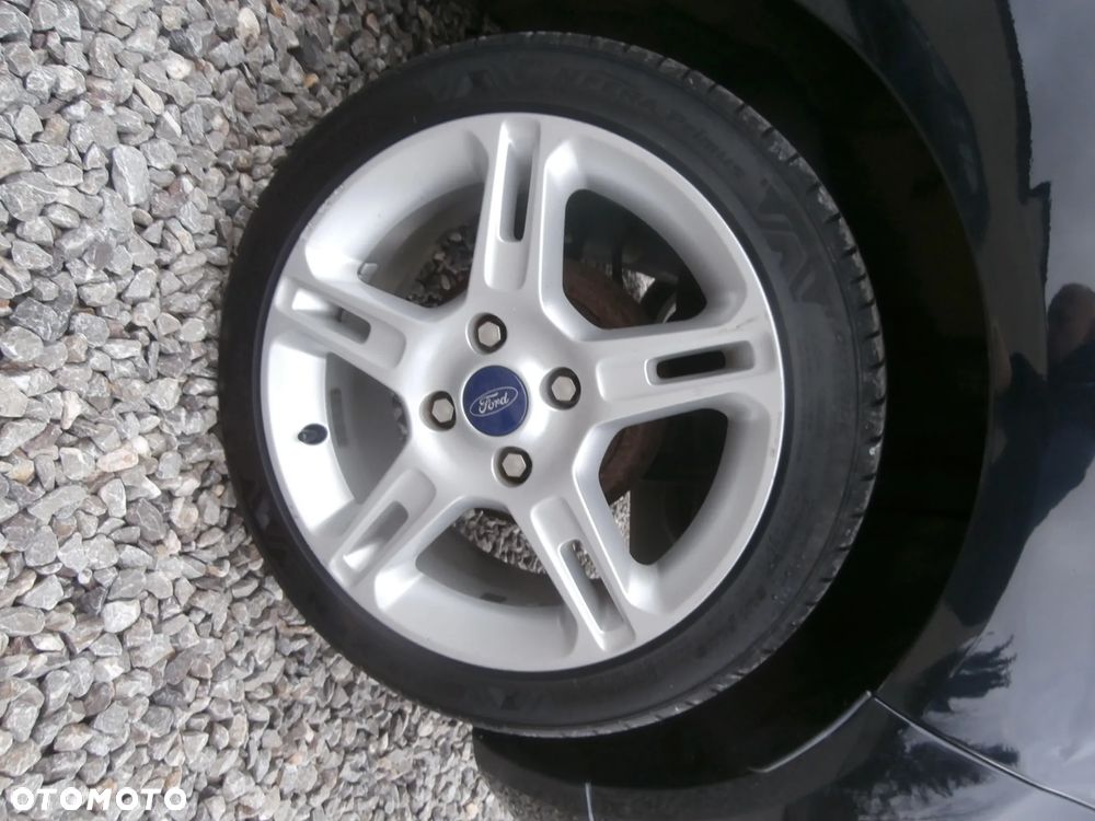 Ford Fiesta 1.6 Sport - 23