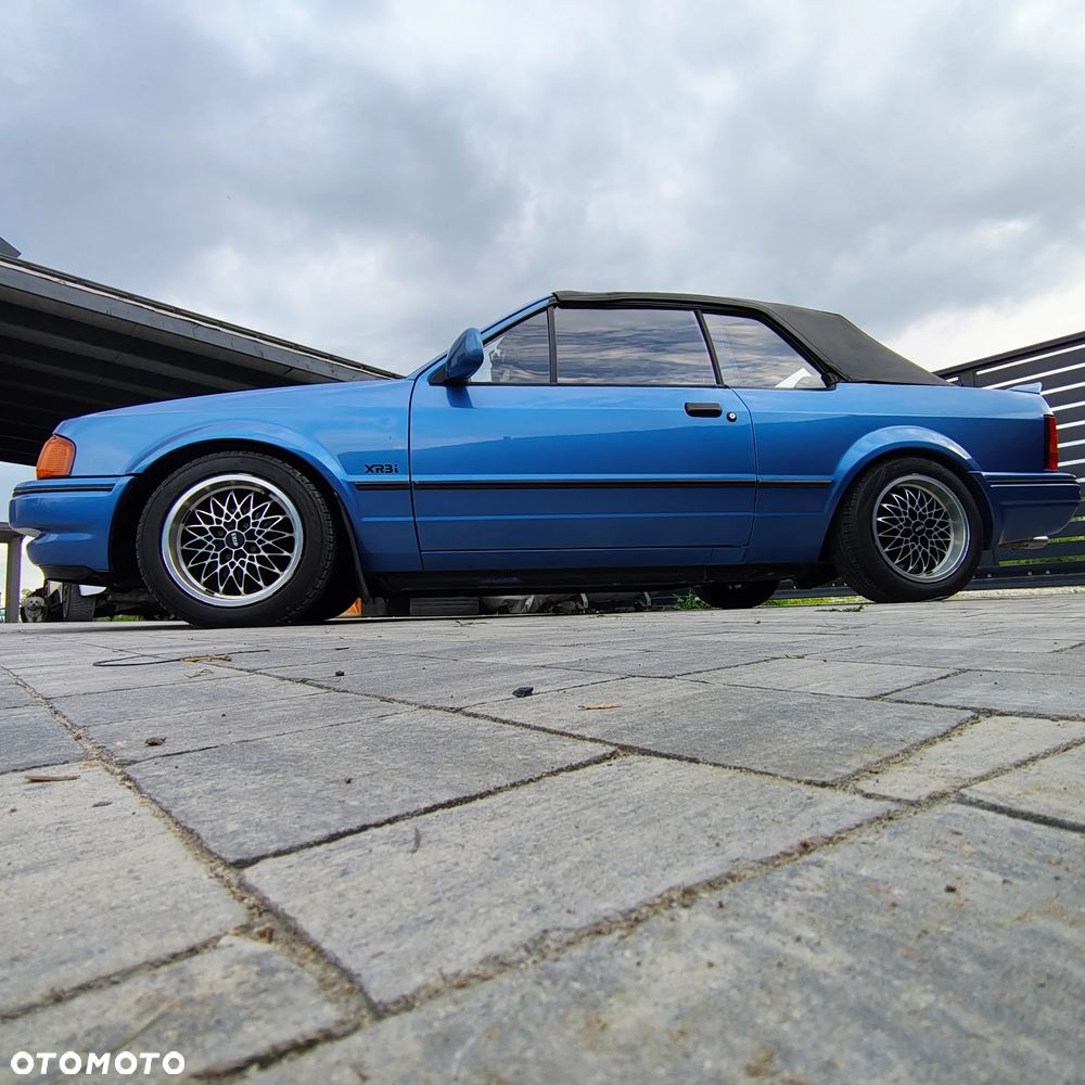 Ford Escort - 5
