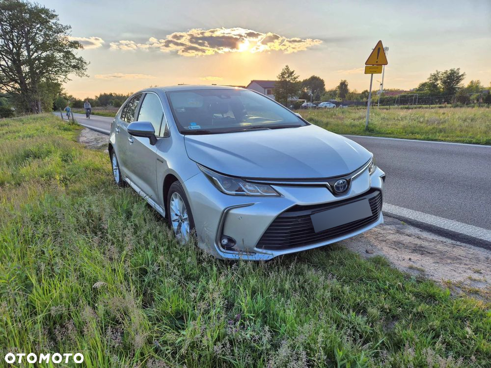 Toyota Corolla - 5