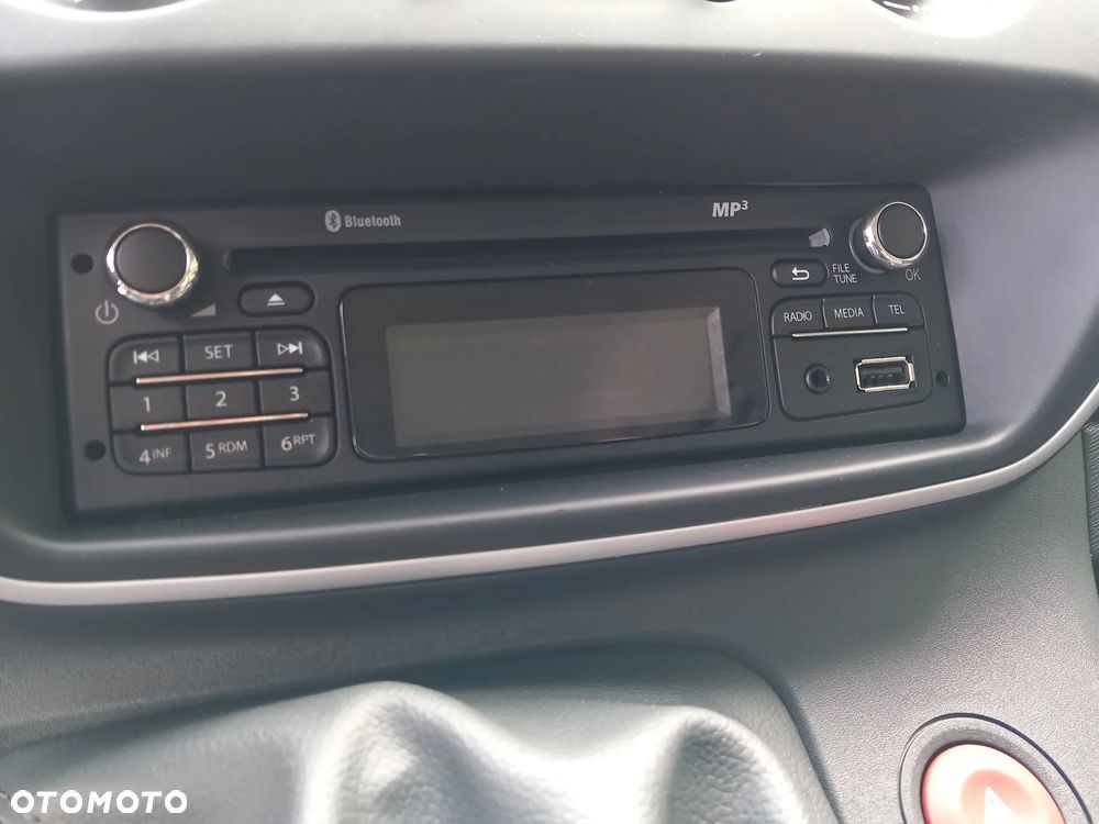 Renault Kangoo 1.2 TCE Energy Oasis - 29