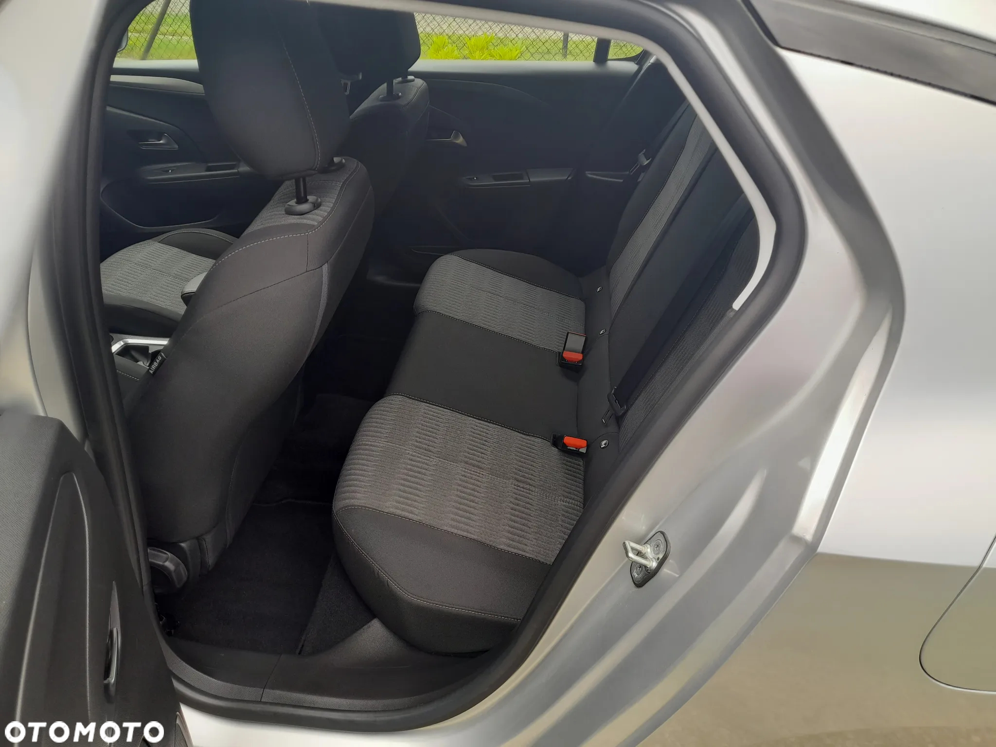 Opel Corsa - 10