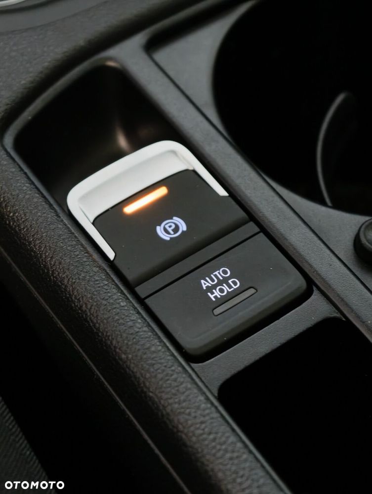 Volkswagen Touran - 30