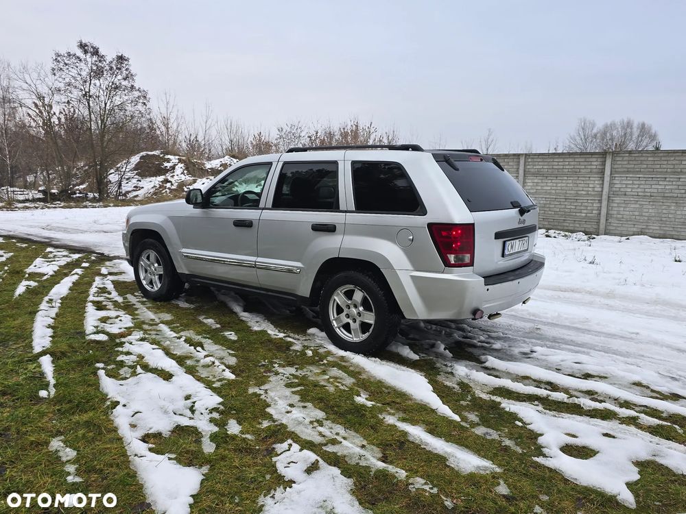 Jeep Grand Cherokee - 11