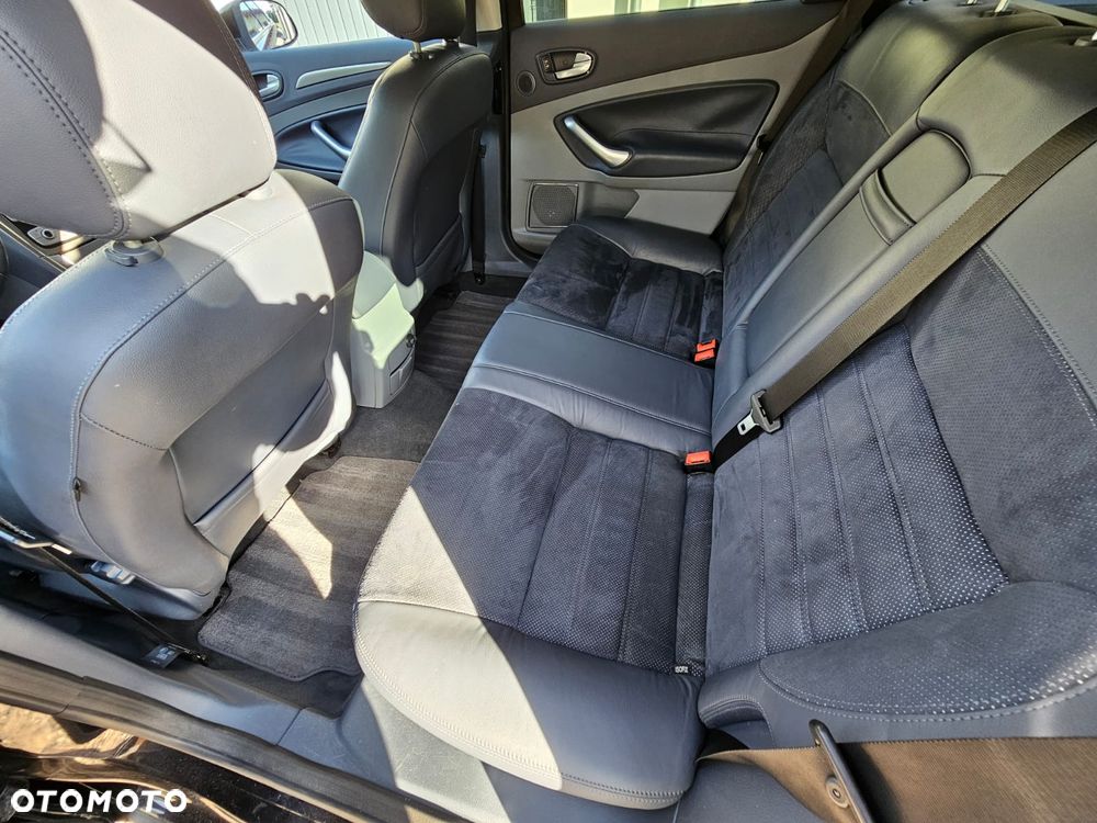 Ford Mondeo - 13
