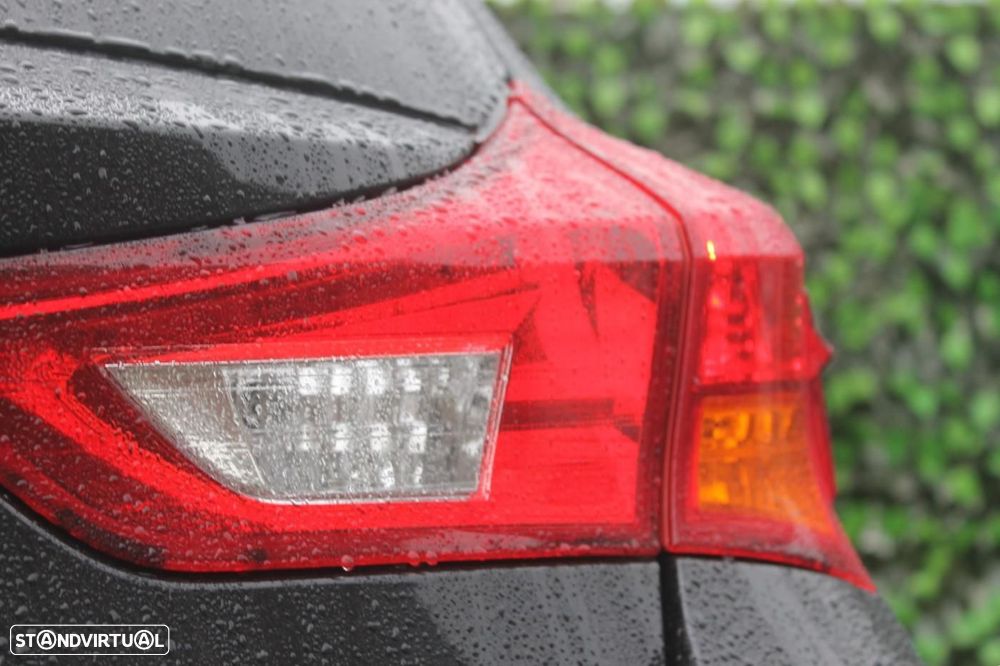 Toyota Auris 1.4 D-4D Exclusive - 35