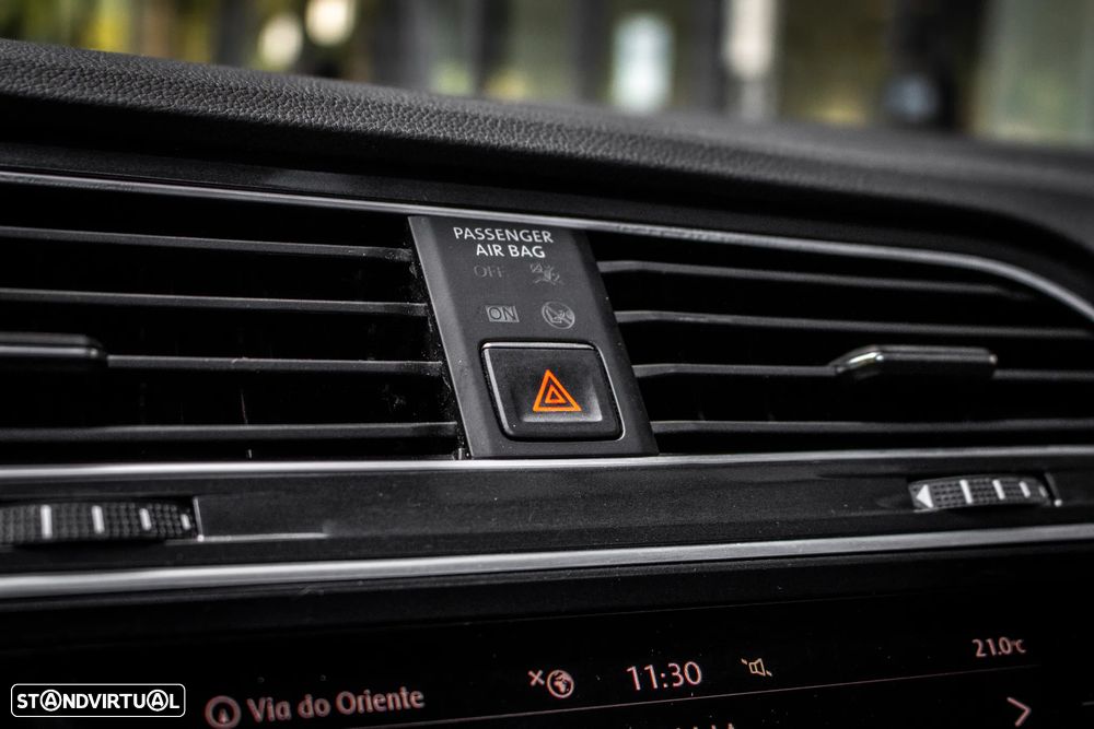 VW Tiguan 2.0 TDI Highline DSG - 27