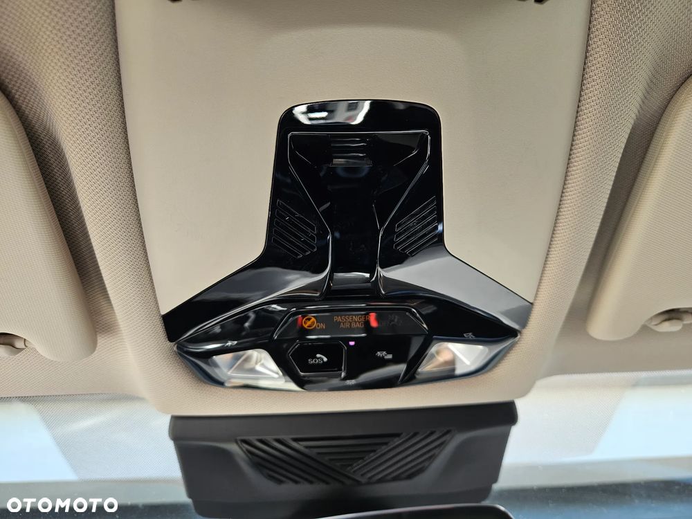 BMW X1 sDrive18i xLine sport - 33