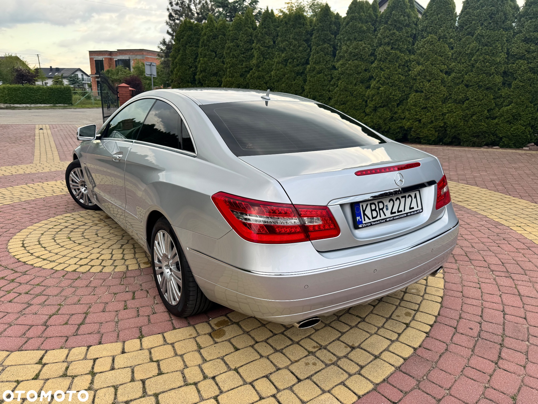 Mercedes-Benz Klasa E 350 CGI Cabrio BlueEFFICIENCY 7G-TRONIC Avantgarde - 6