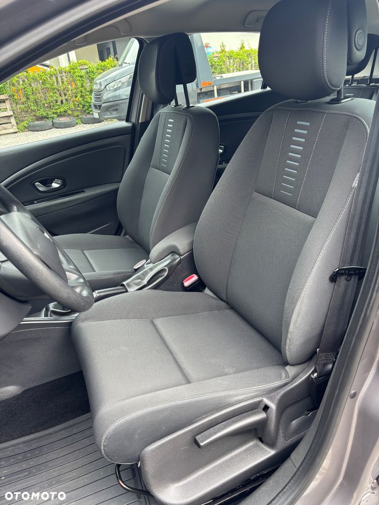 Renault Megane 1.6 16V 110 Expression - 19
