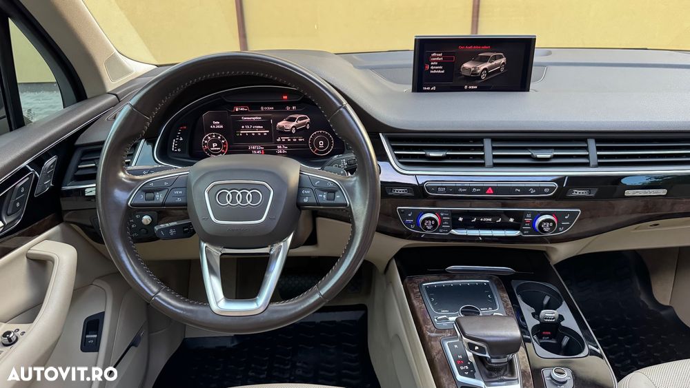 Audi Q7 - 8